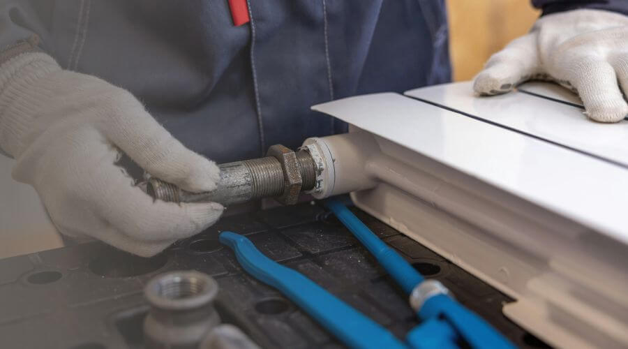 Professional water heater repair services in Robins, IA